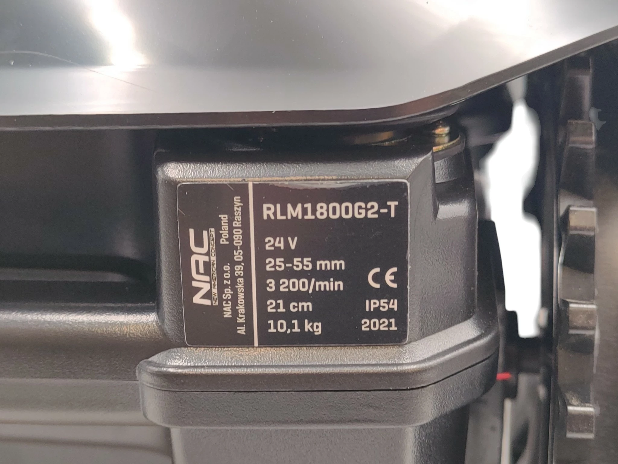 robot-koszacy-samojezdny-kosiarka-nac-rlm1800g2-t-wi-fi-jak-nowy-stan-11323-2