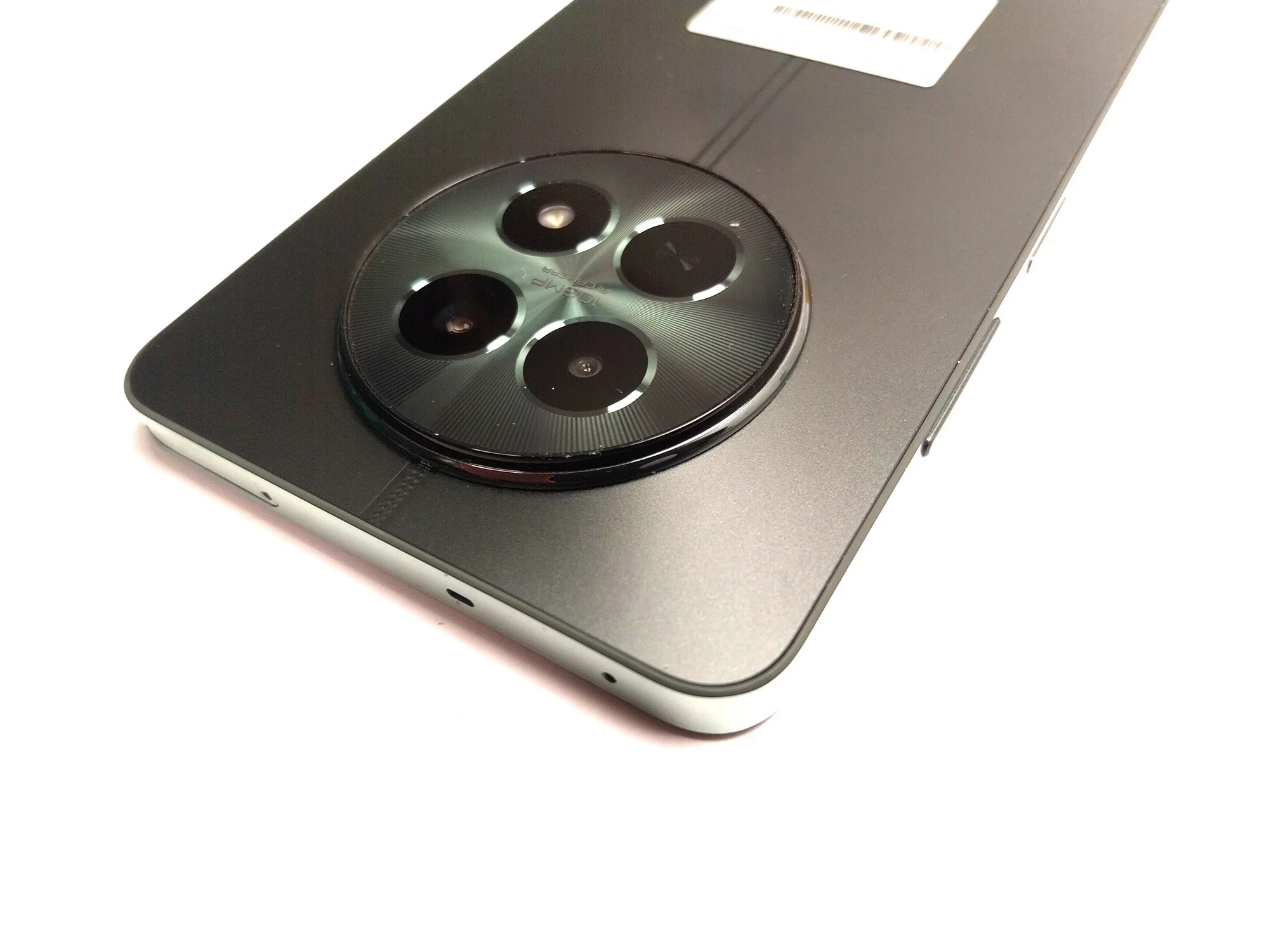 telefon-realme-12-5g-8256gb-pudelko-etui-transmisja-danych-217-2048