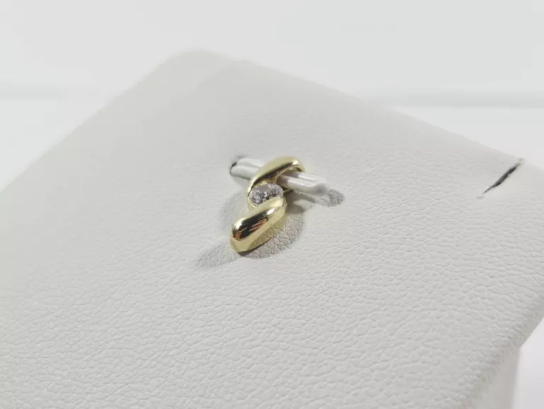 zlota-zawieszka-z-cyrkonia-p585-101g-motyw-129129-6