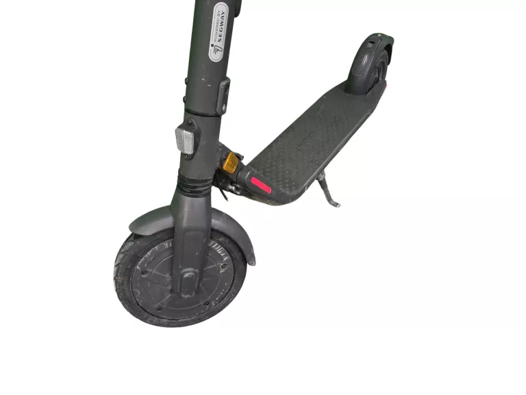 hulajnoga-elektryczna-ninebot-segway-e25e-moc-300w-kola-9-zasieg-25km-model-e25e