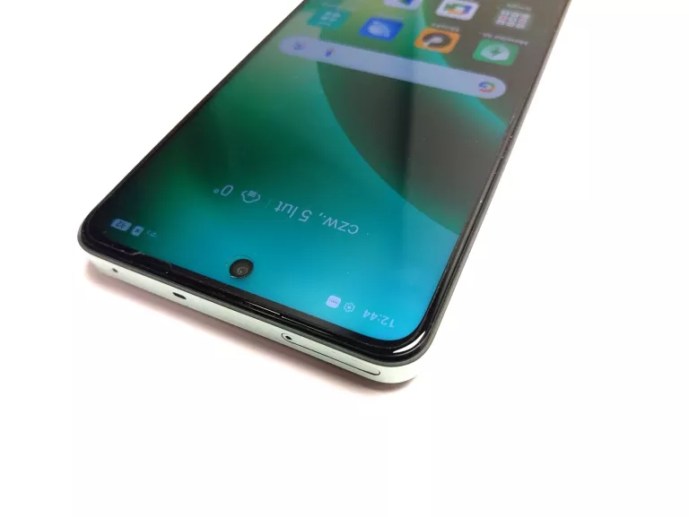 telefon-realme-12-5g-8256gb-pudelko-etui-system-operacyjny-4388-1