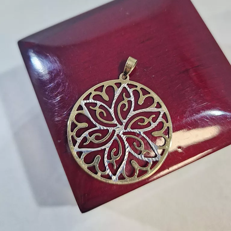 piekna-azurowa-zlota-zawieszka-129g-8k-material-15835-2