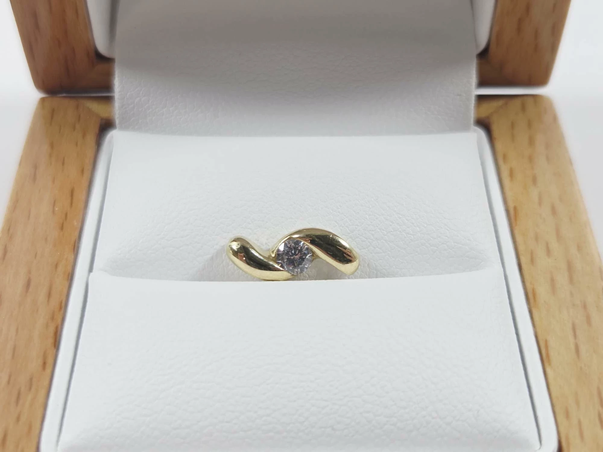 zlota-zawieszka-z-cyrkonia-p585-101g-piatkowska-92-poznan