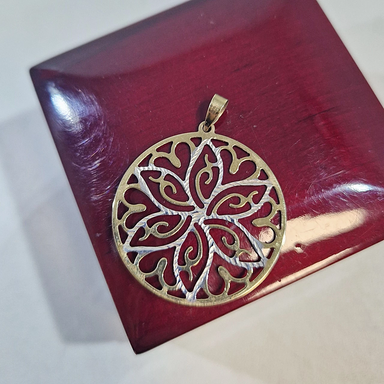 piekna-azurowa-zlota-zawieszka-129g-8k-material-15835-2