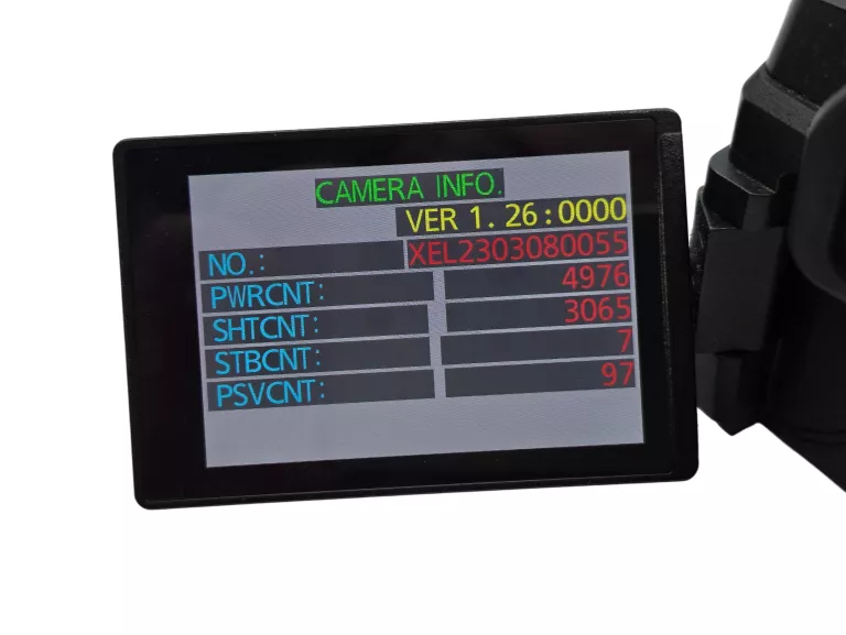 aparat-panasonic-lumix-dc-g90-obiektyw-75mm-f28-fish-eye-przebieg-3k-przekatna-ekranu-300