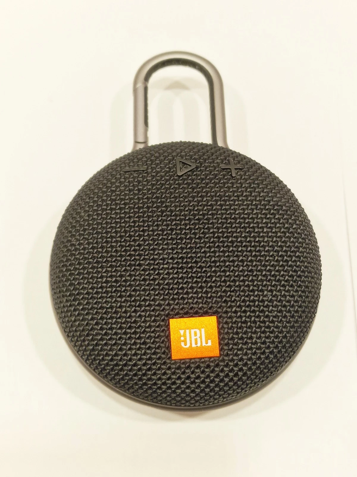 glosnik-jbl-clip-3-czarny-obroncow-pokoju-3-gubin