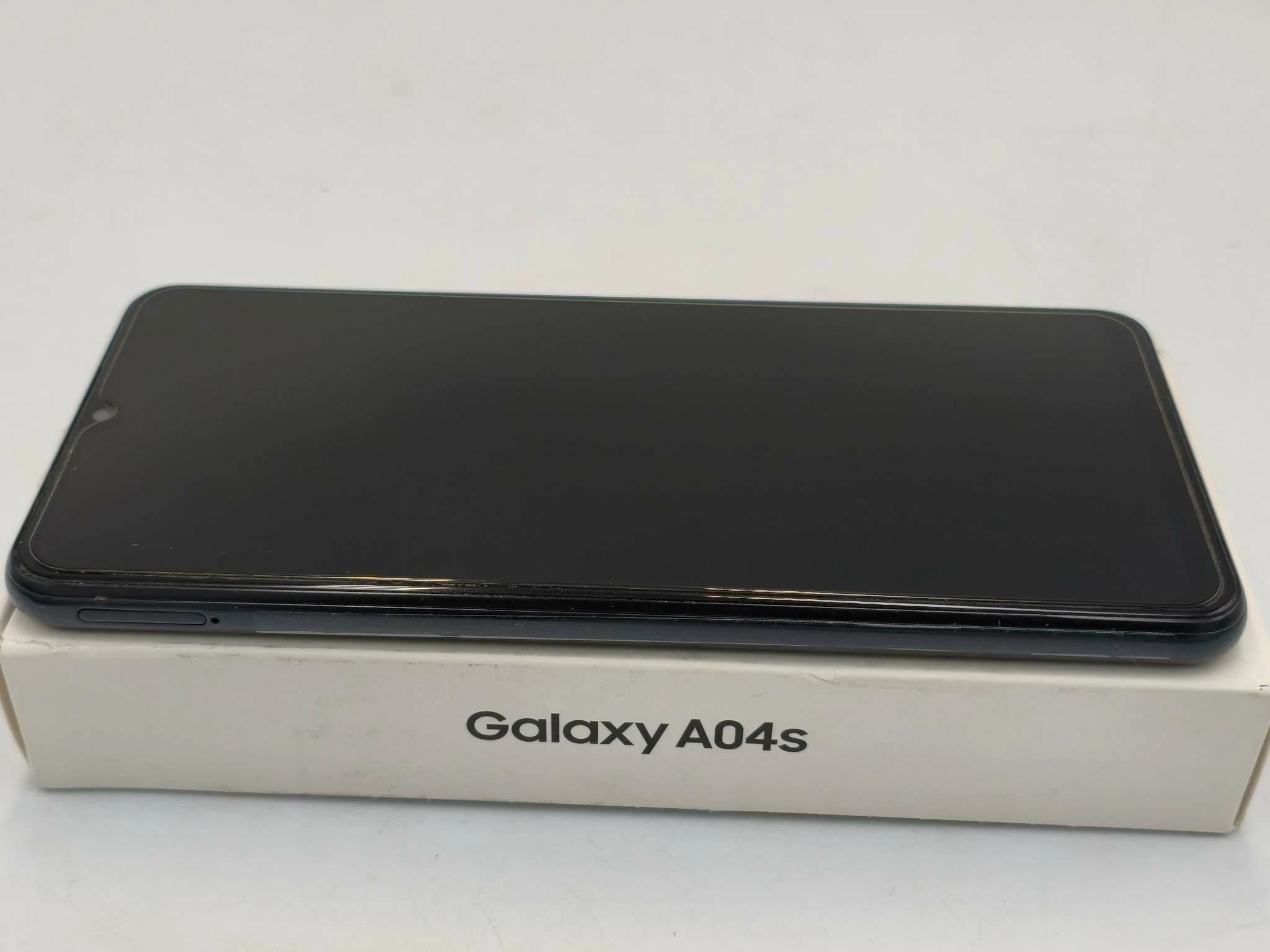telefon-samsung-galaxy-a04s-32gbetuipudelko-kod-producenta-sm-a047fzkueue