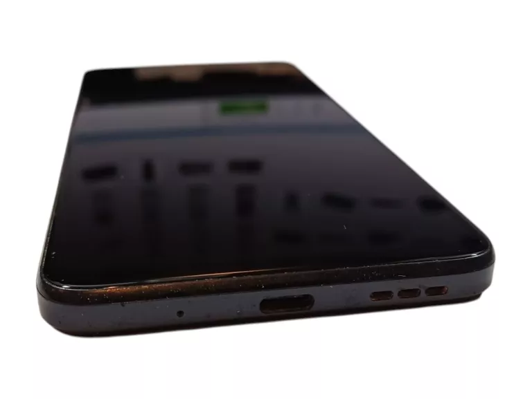 telefon-motorola-g13-stan-11323-2