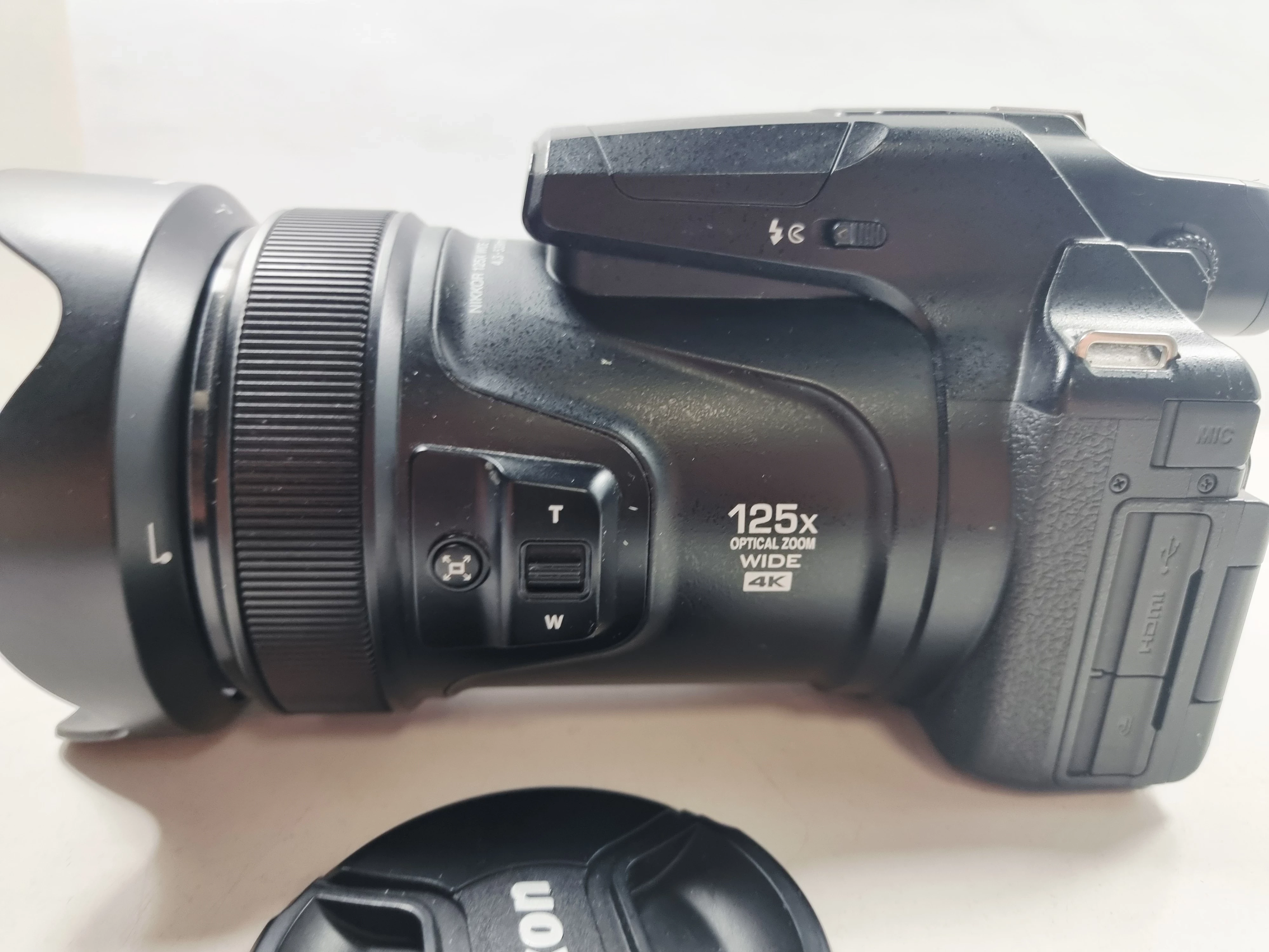 aparat-coolpix-p1000-obiketyw-nikon-equiv-135-24-3000mm-model-p1100