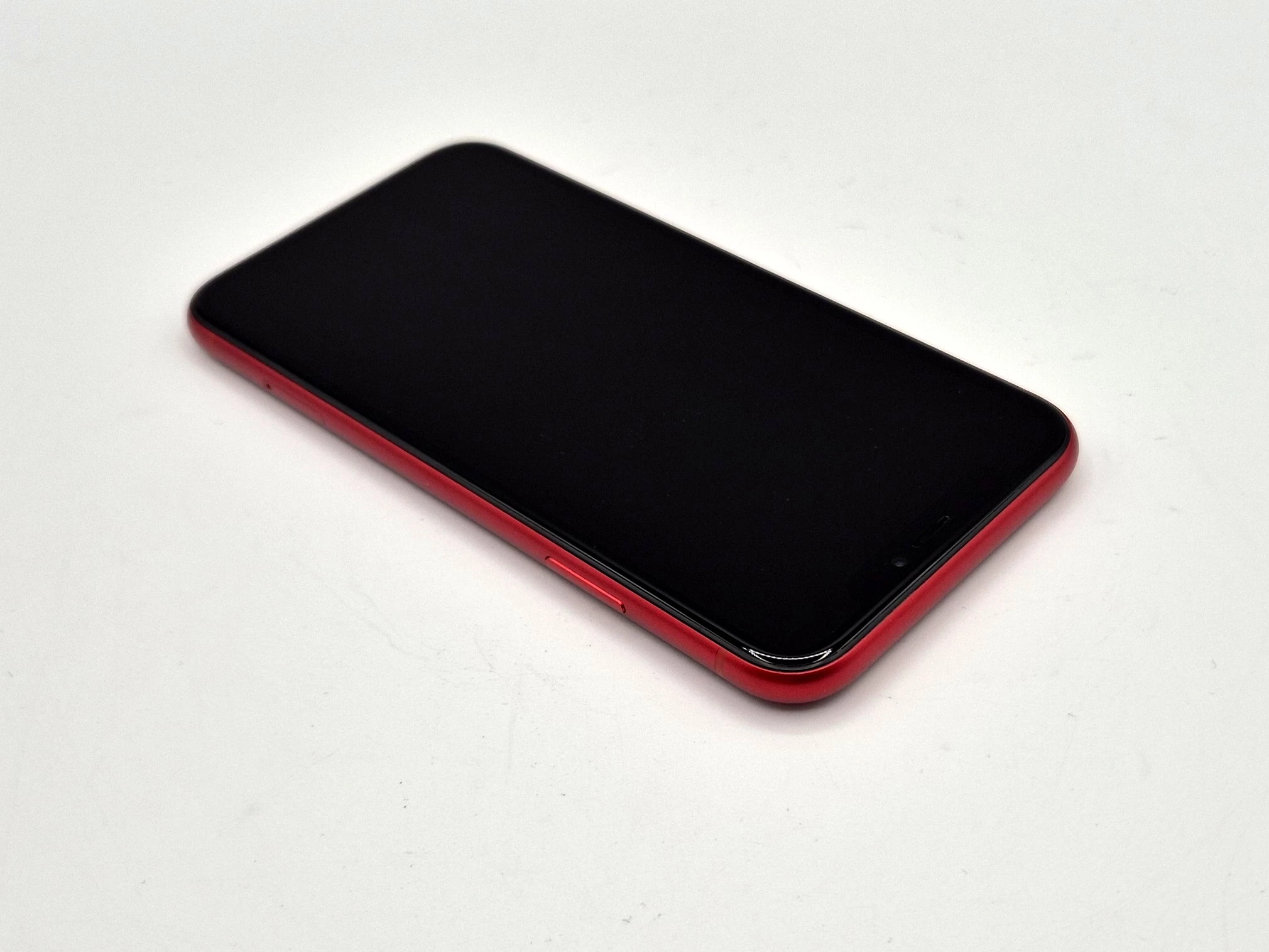 apple-iphone-xr-64gb-77-typ-202685-212929