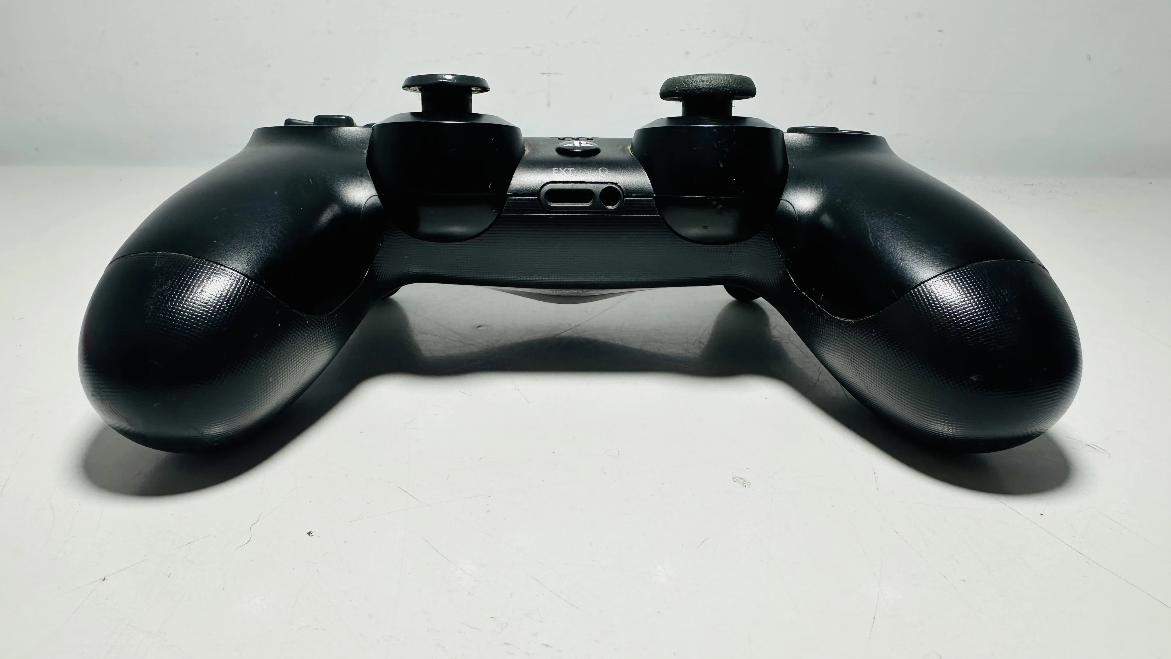 pad-bezprzewodowy-do-ps4-sony-czarny-opis-ean-gtin-0711719504290