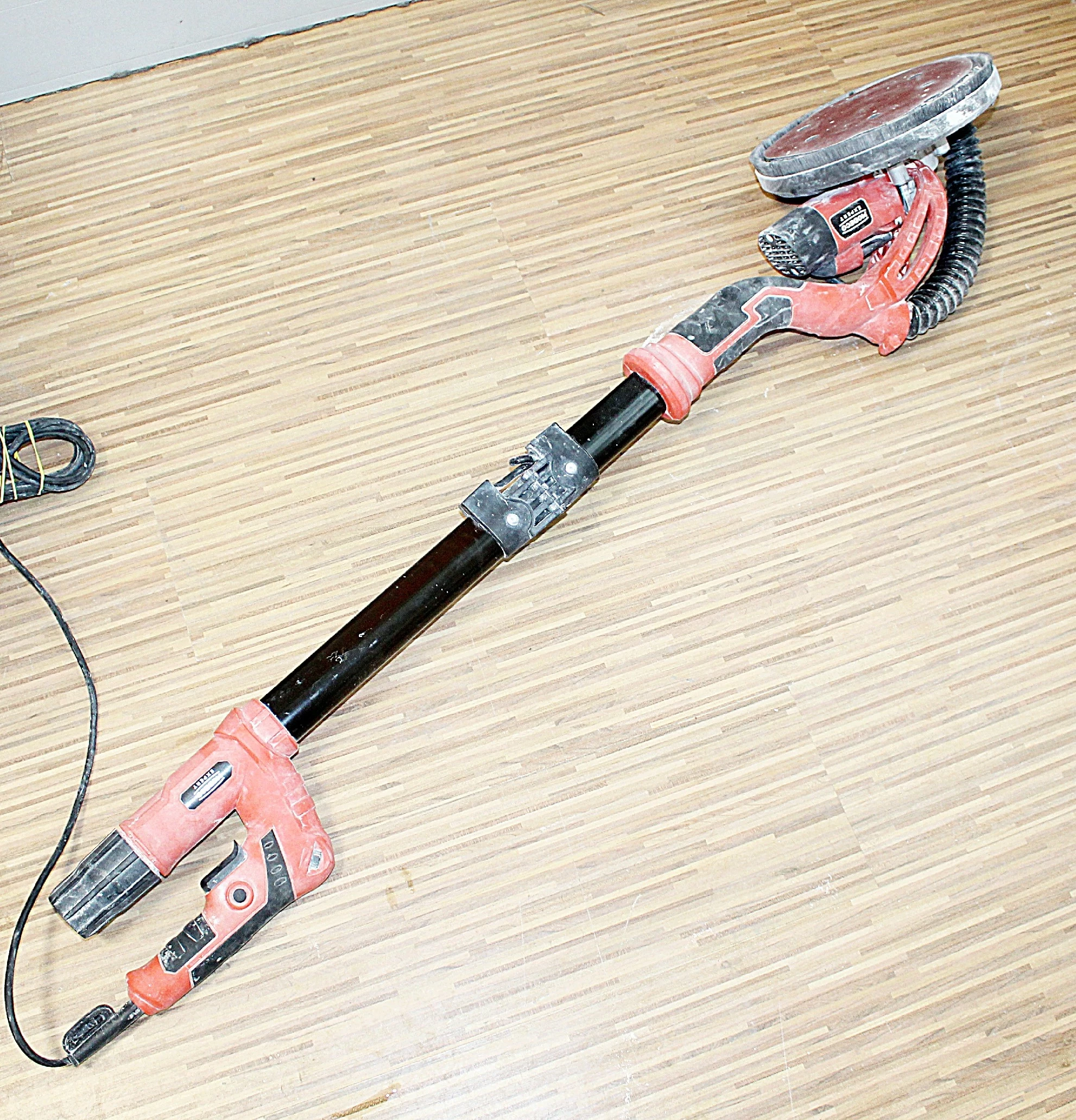 szlifierka-do-gladzi-gipsowych-modeco-mn-93-225-zyrafa-maksymalna-moc-60000