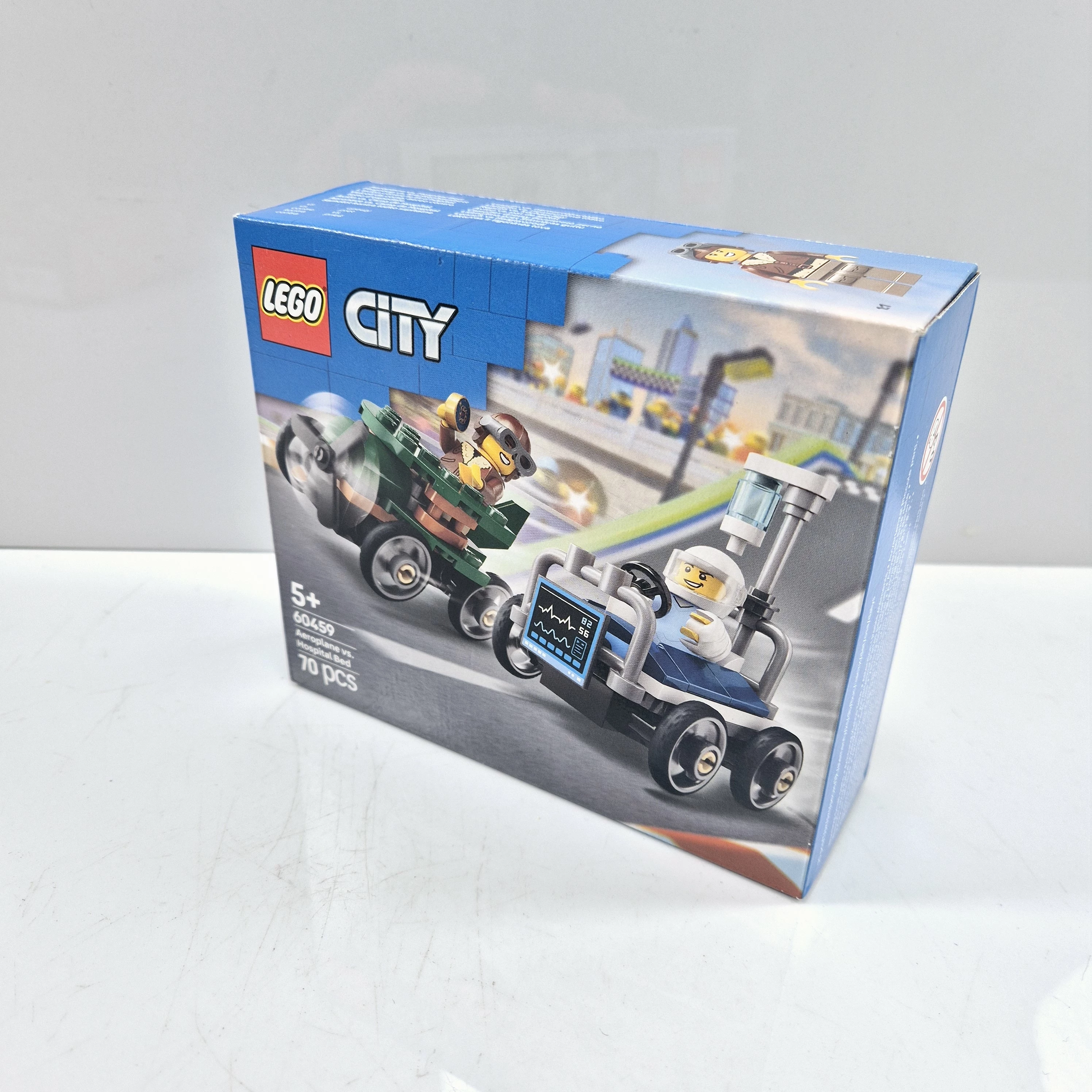 klocki-lego-city-wyscigowki-samolot-i-lozko-szpitalne-60459-70-el-ean-gtin-5702017812595