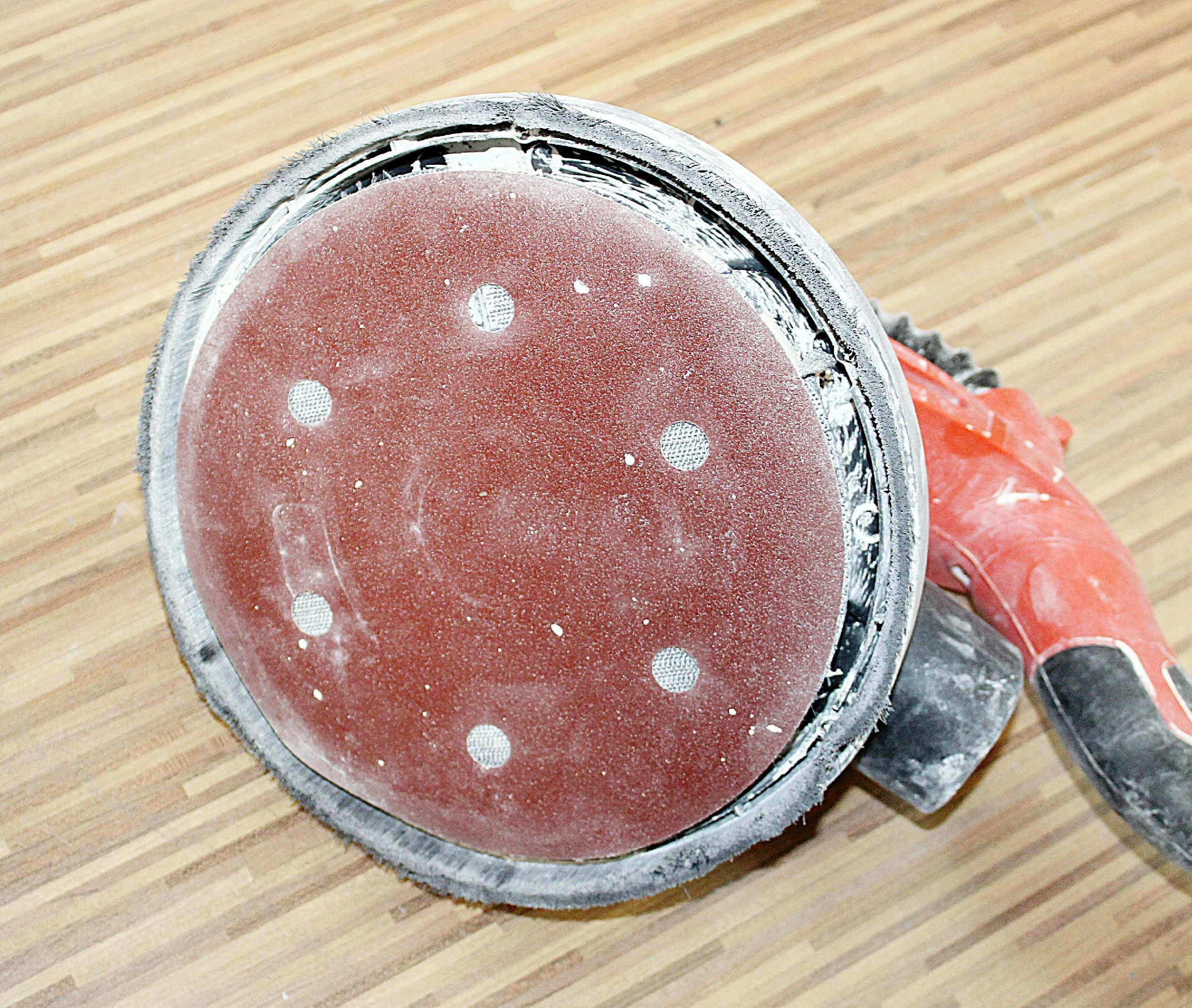 szlifierka-do-gladzi-gipsowych-modeco-mn-93-225-zyrafa-srednica-tarczy-22500