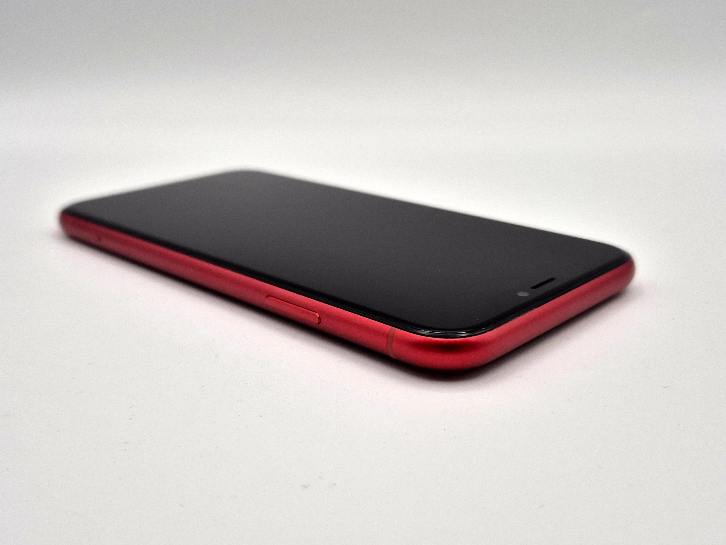 apple-iphone-xr-64gb-77-przekatna-ekranu-610