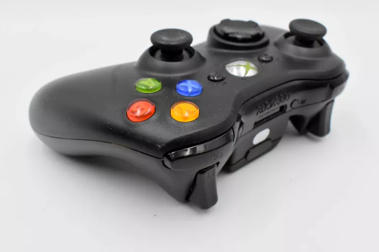 pad-do-microsoft-xbox-360-czarny-kod-producenta-nsf-00002