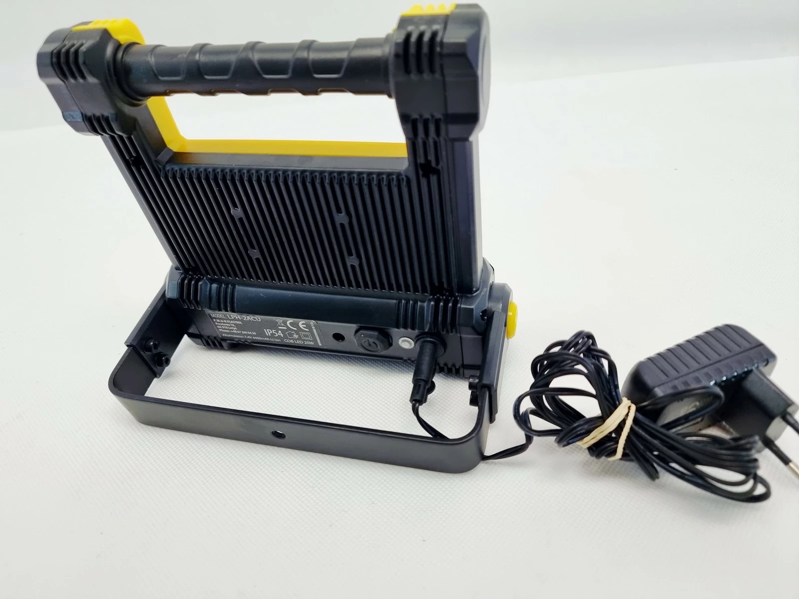 halogen-akumulatorowy-lph-2acu-jasnosc-1800