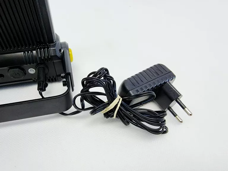 halogen-akumulatorowy-lph-2acu-zrodlo-swiatla-208282-235574