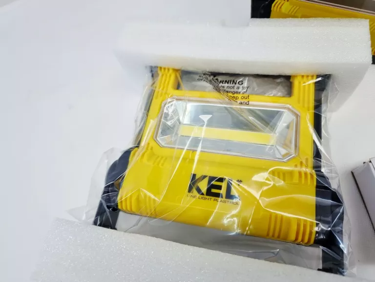 naswietlacz-akumulatorowy-20w-ip54-6500k-zimna-biel-plastrol-kel-w-98975-stan-11323-2