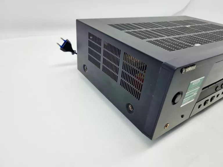 amplituner-av-yamaha-rx-v461dab-model-rx-v471