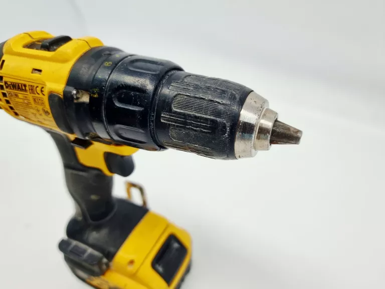 wkretarka-dewalt-dcd780-akumulator-5ah-marka-248811-950256