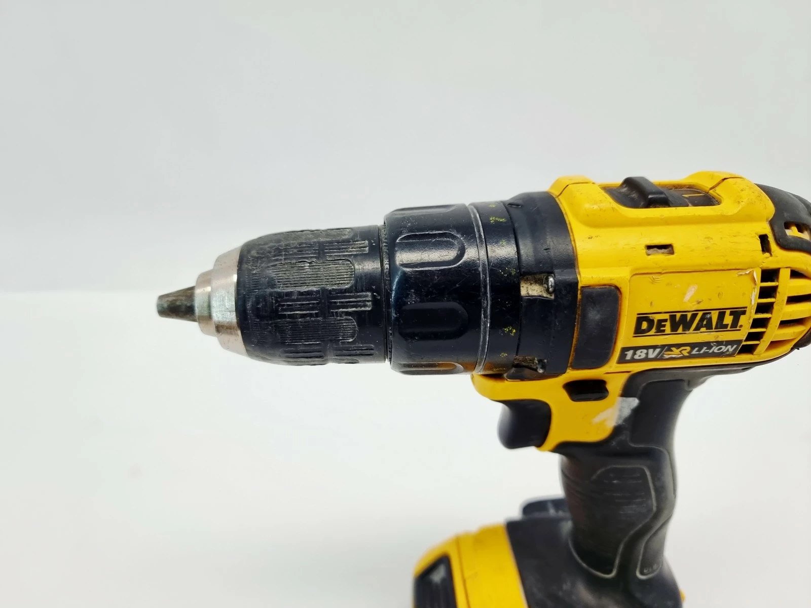 wkretarka-dewalt-dcd780-akumulator-5ah-stan-11323-2