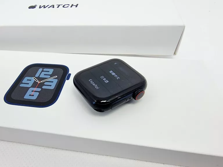 apple-watch-se-gen2-gps-koperta-40mm-dabrowszczakow-1811-sj-olsztyn