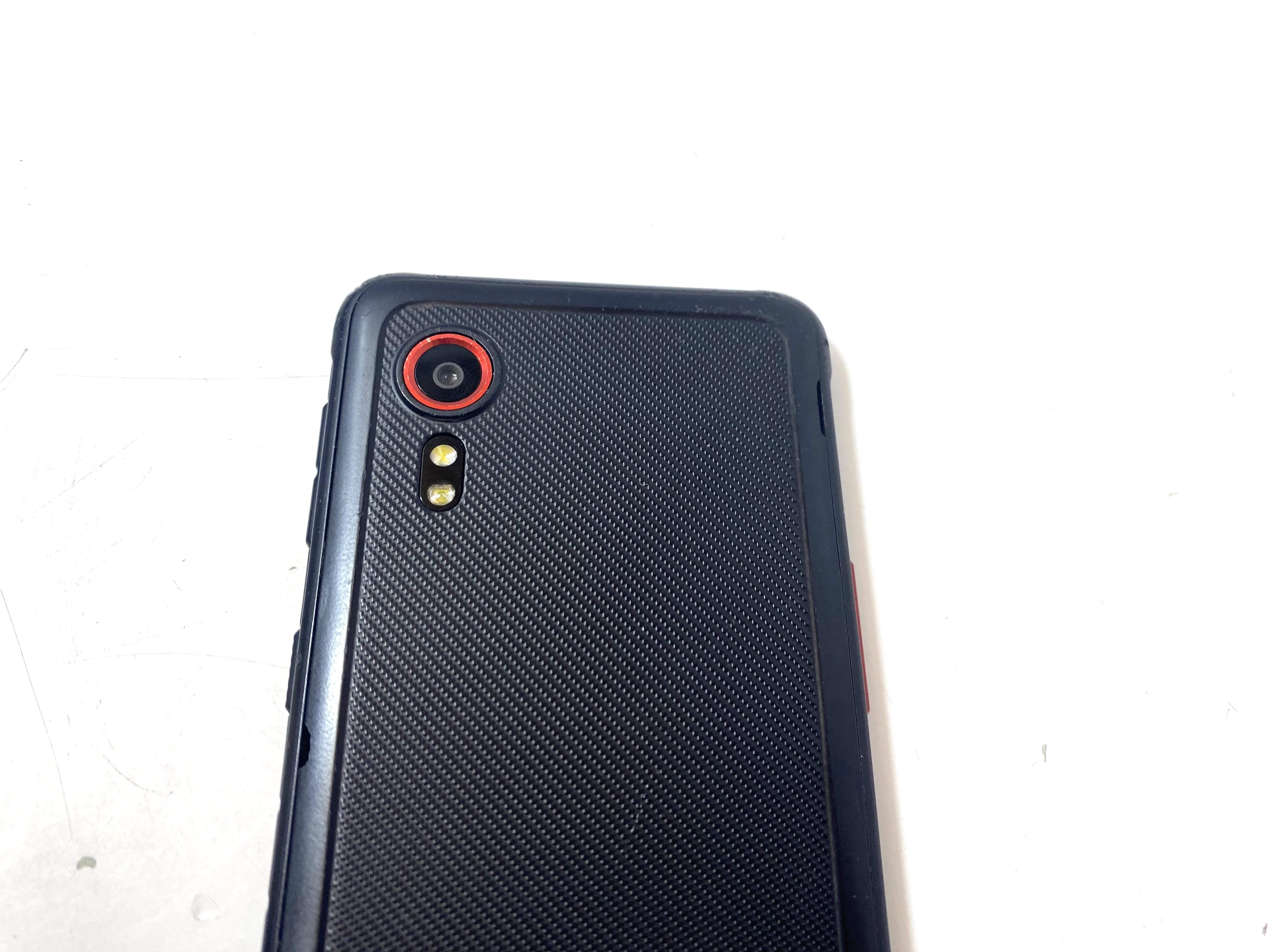 telefon-samsung-galaxy-xcover5-solo-kod-producenta-sm-g525fzkdeee