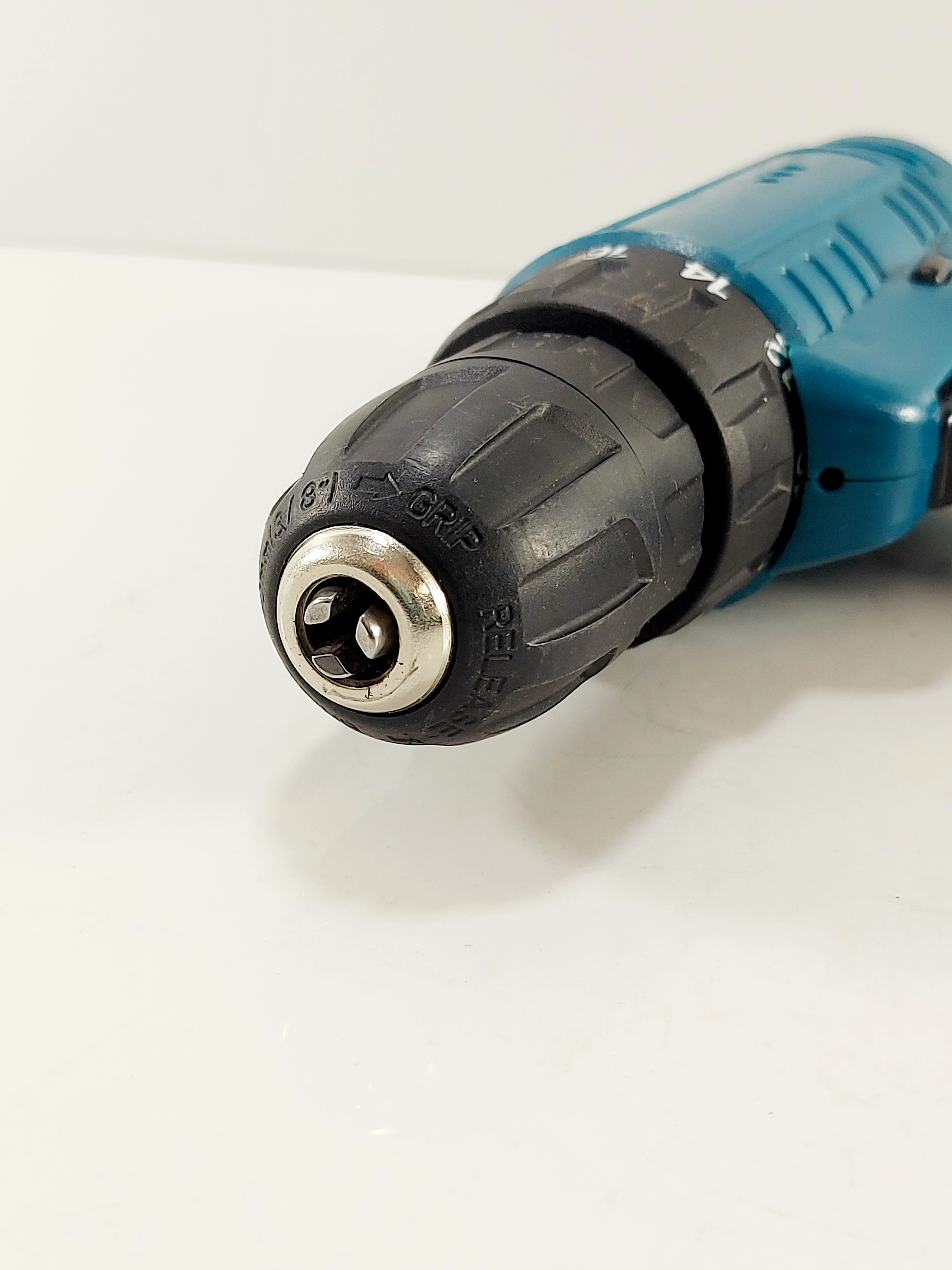 wkretarka-champion-cp-1514-pojemnosc-akumulatora-150