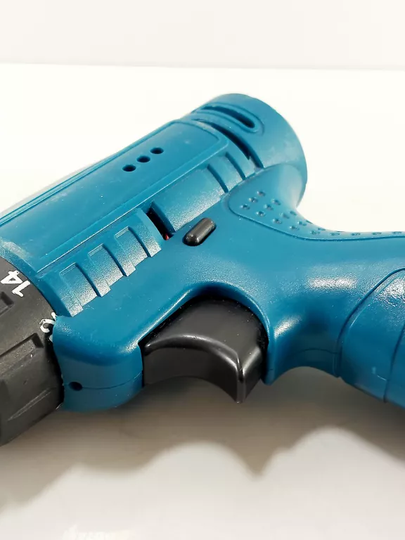 wkretarka-champion-cp-1514-kod-producenta-748563543285637