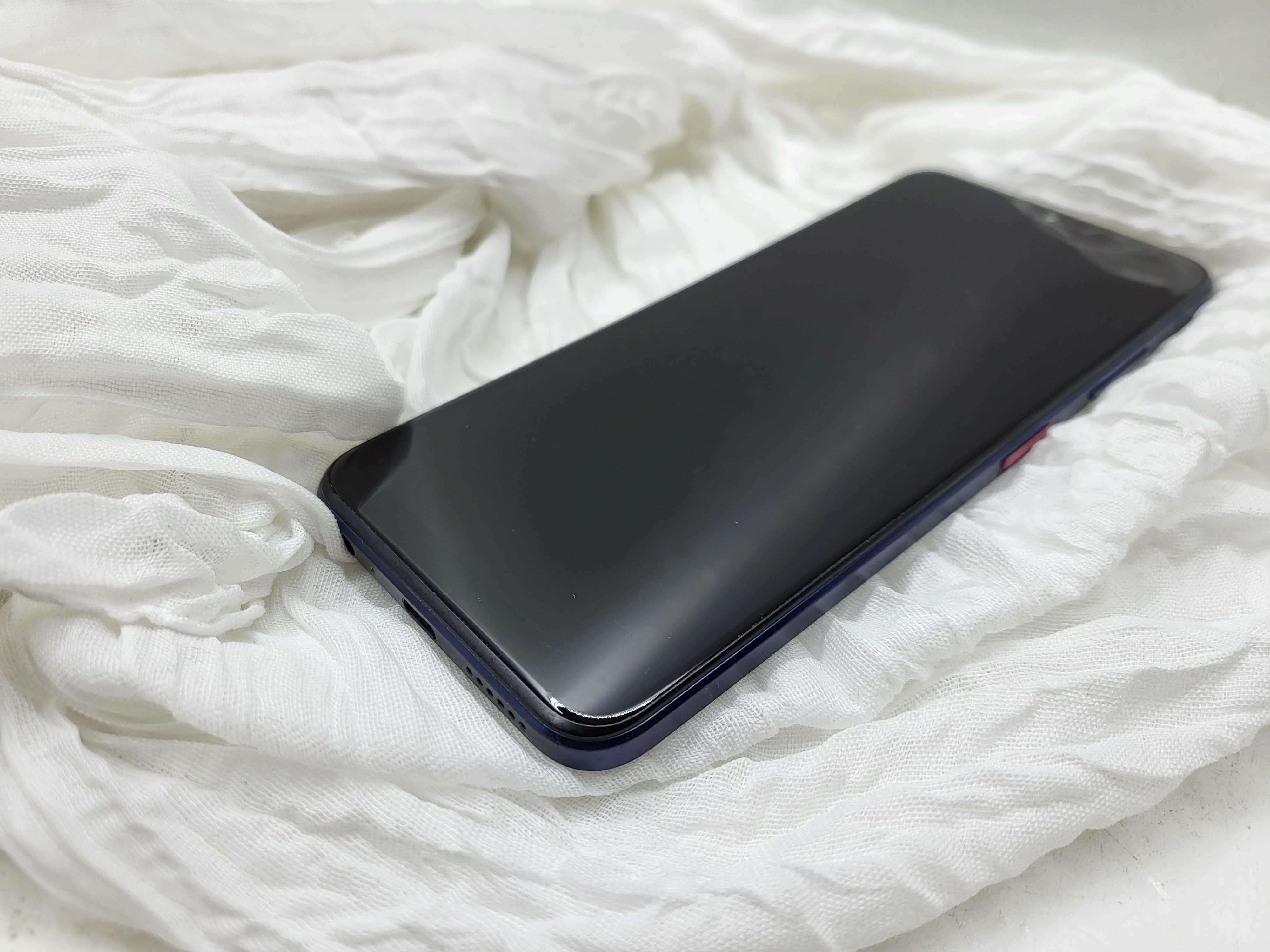 telefon-t-phone-pro-2023-typ-202685-212929