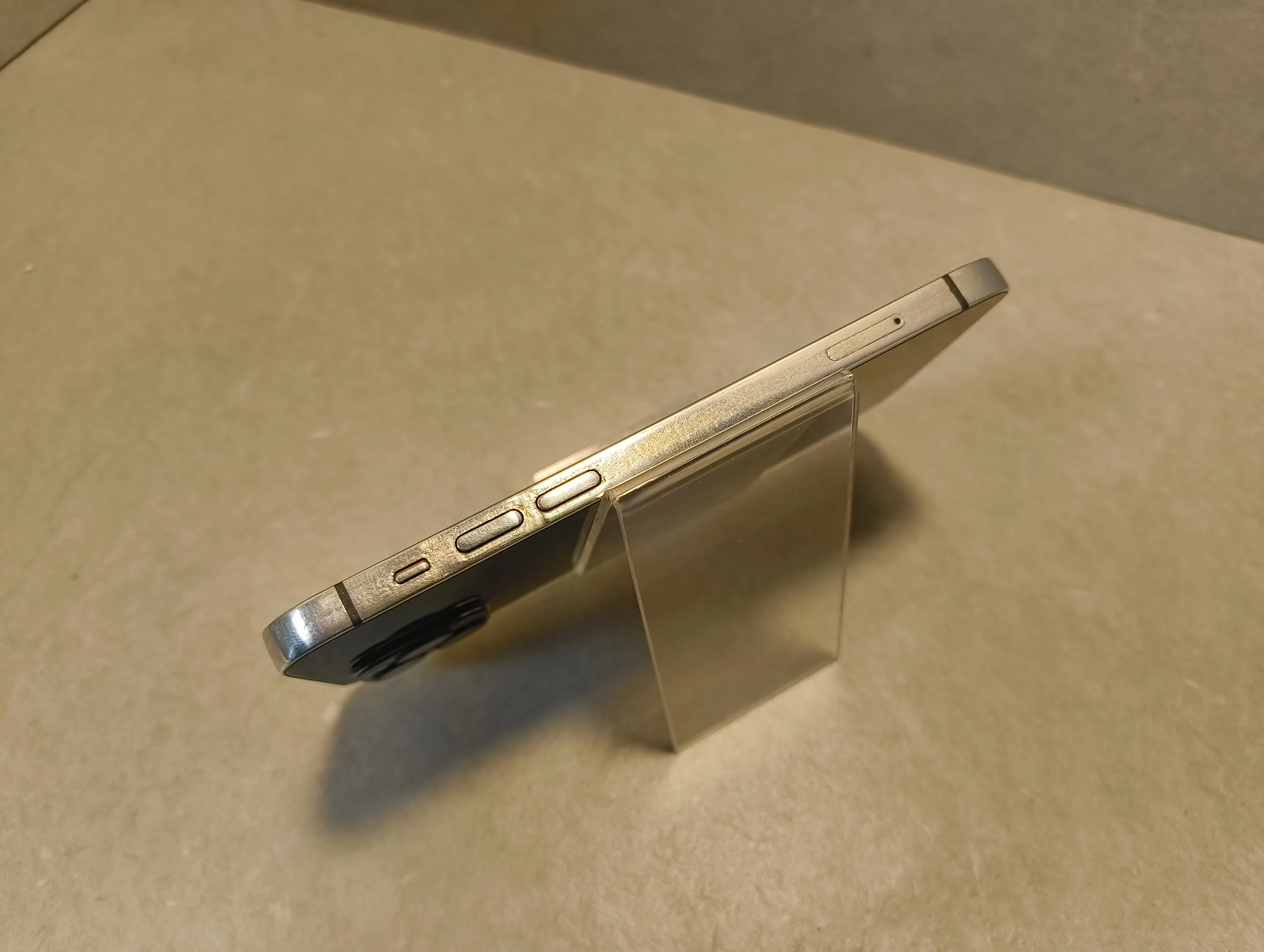 telefon-iphone-12-128gb-81-typ-202685-212929