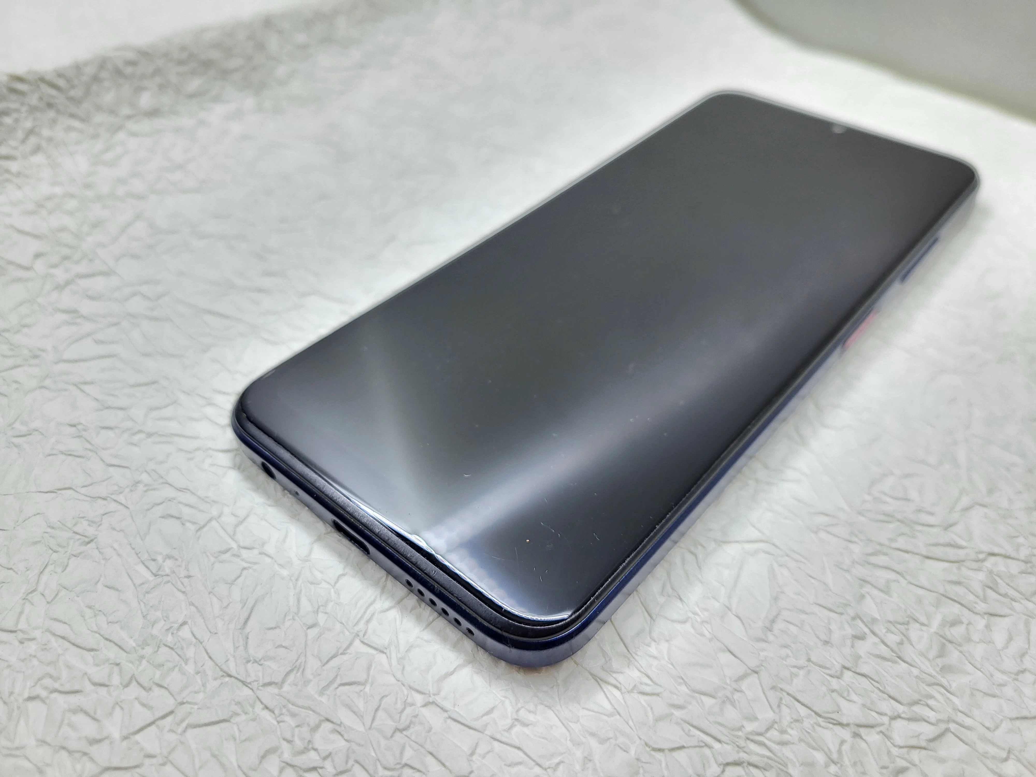 telefon-t-phone-pro-2023-przekatna-ekranu-682