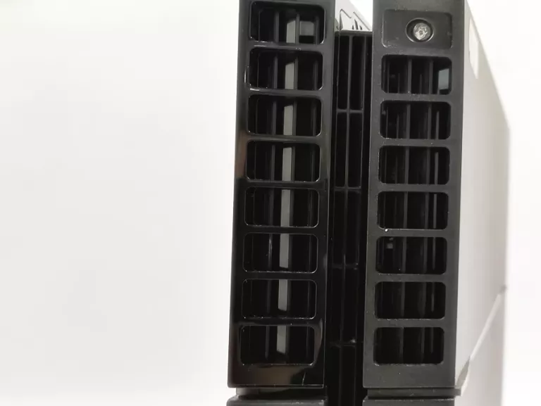 konsola-sony-playstation-4-500gb-padzas-liczba-kontrolerow-w-zestawie-205994-225550