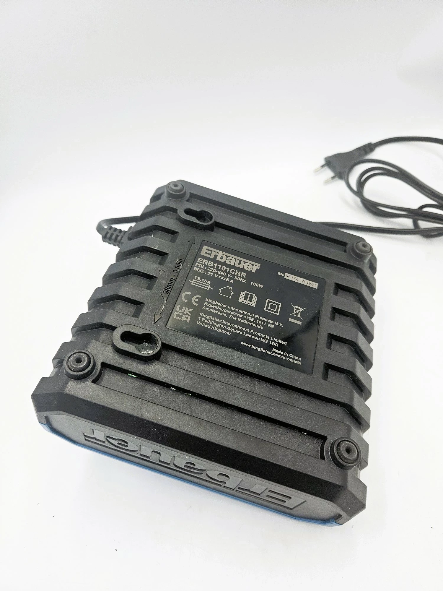 ladowarka-erbauer-erb1101chr-ext-18v-li-ion-marka-248811-950358