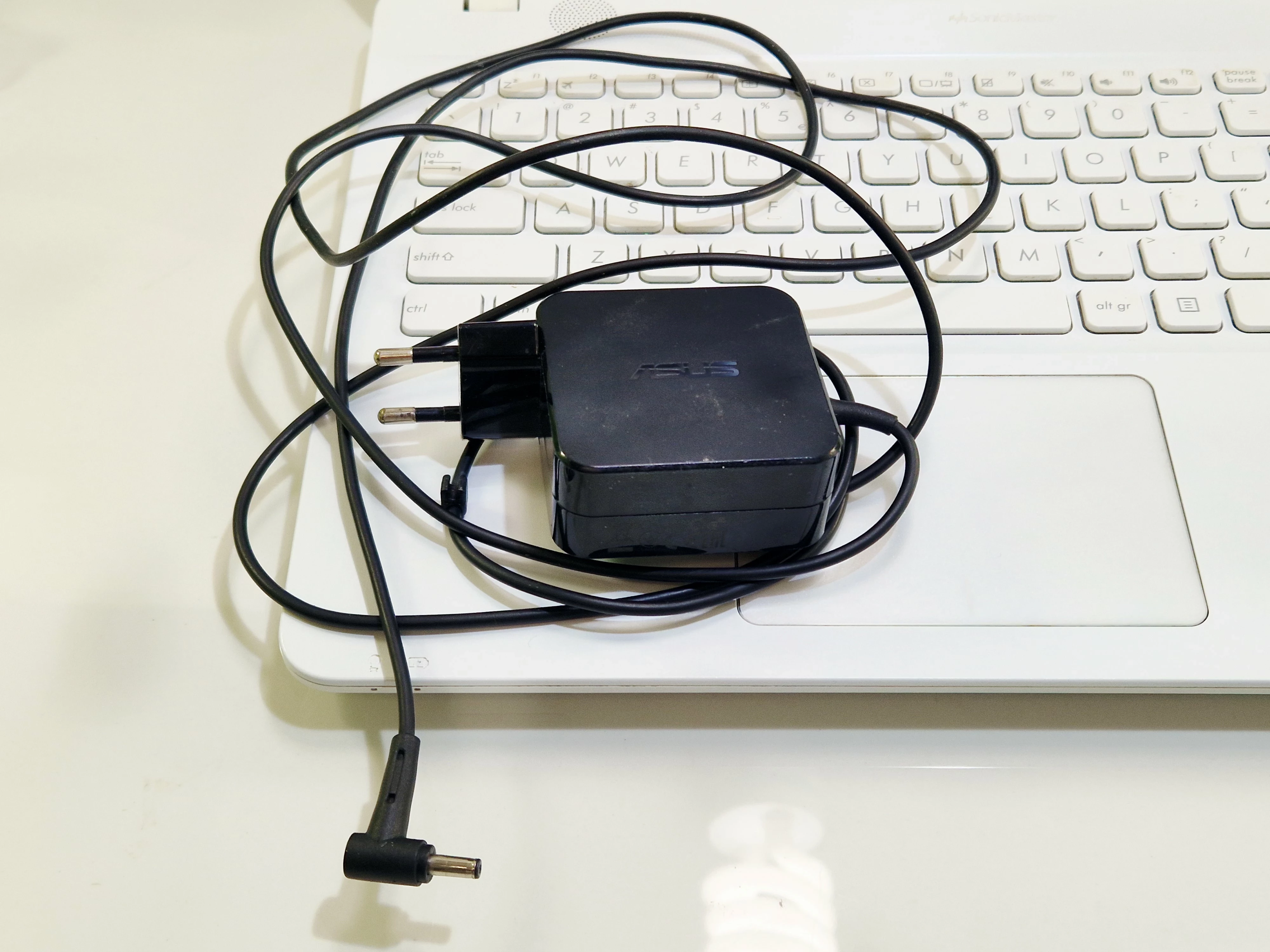 laptop-asus-f541u-system-operacyjny-201865-256