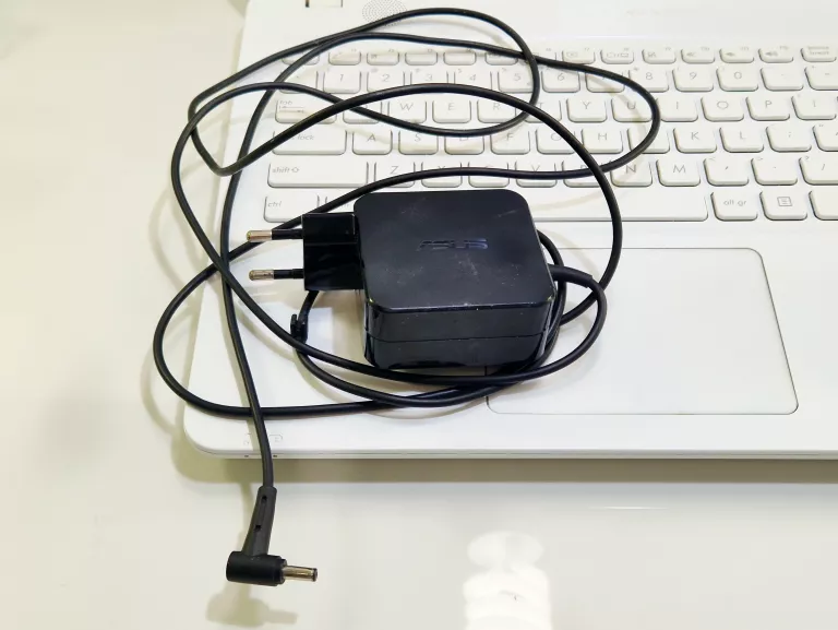 laptop-asus-f541u-system-operacyjny-201865-256