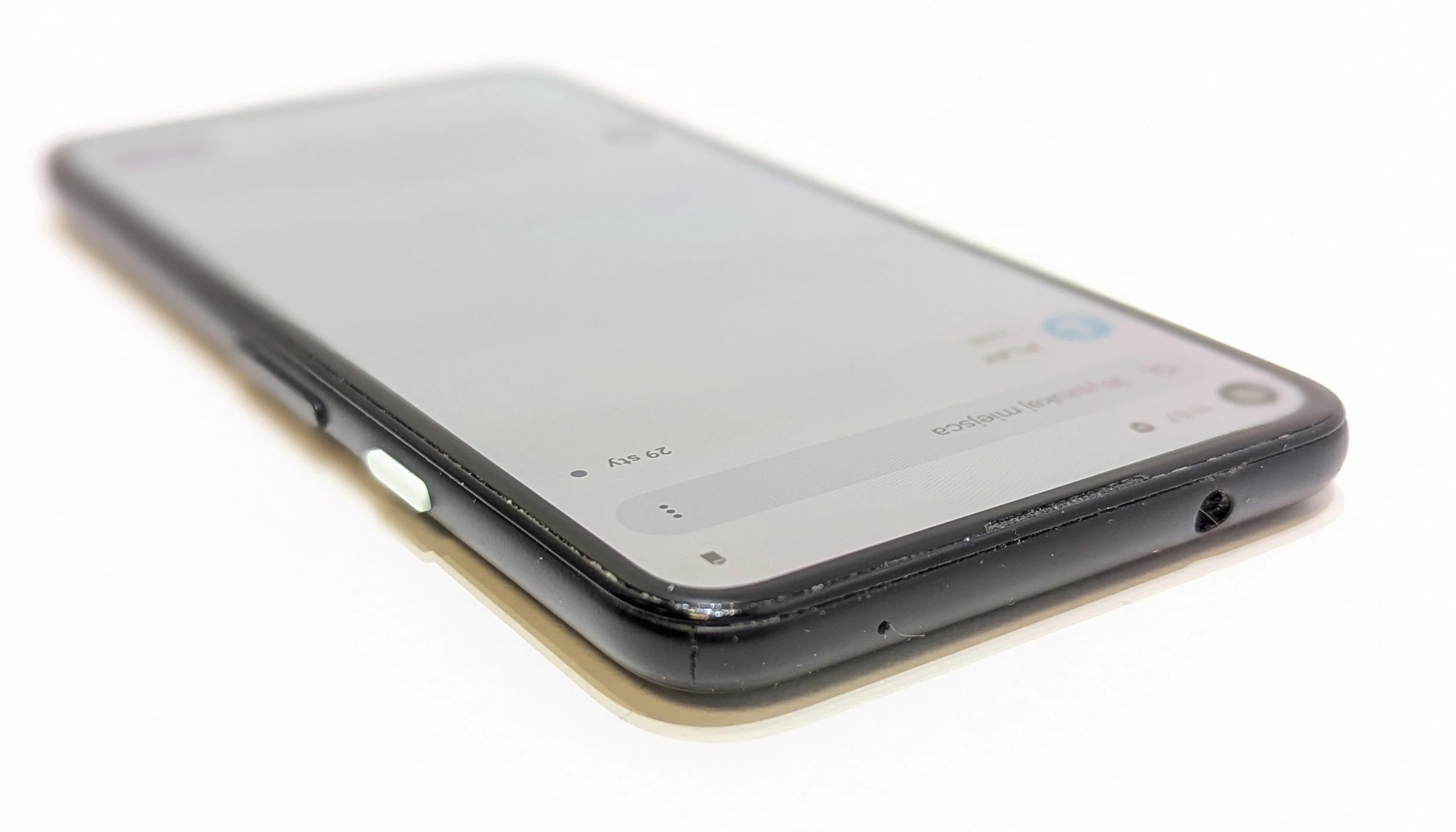 telefon-google-pixel-4a-g025n-6128gb-single-sim-przekatna-ekranu-580