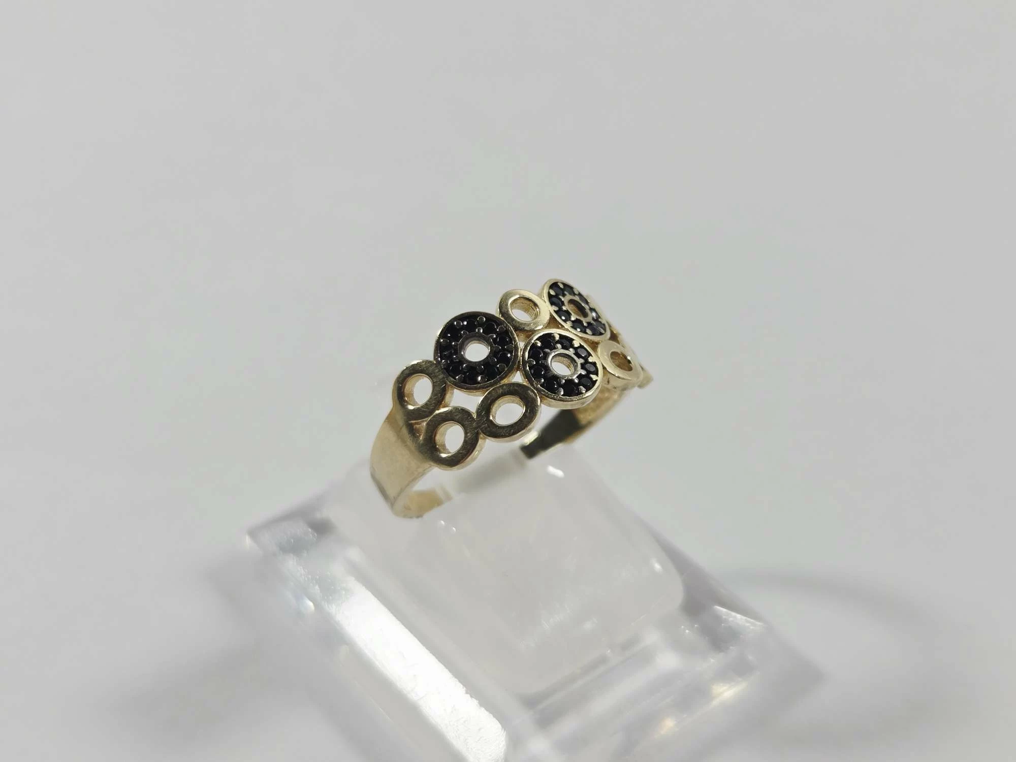 zloty-pierscionek-585-307g-15r-rodzaj-2205-2