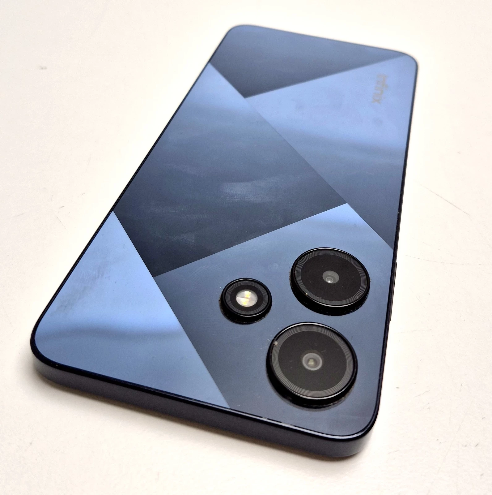 smartfon-infinix-hot-30i-4128gb-przekatna-ekranu-678