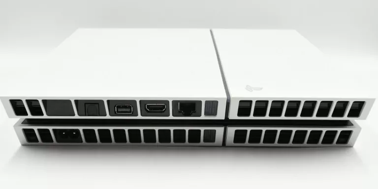 konsola-playstation-4-fat-500gb-biala-cuh-1216a-gry-w-zestawie-205998-225574