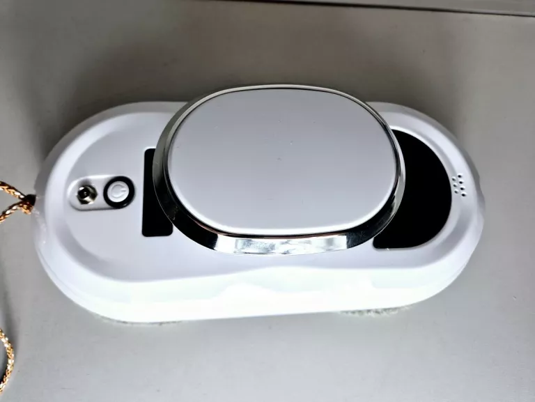 inteligentny-robot-do-mycia-szyb-i-okien-ean-gtin-5905289635811