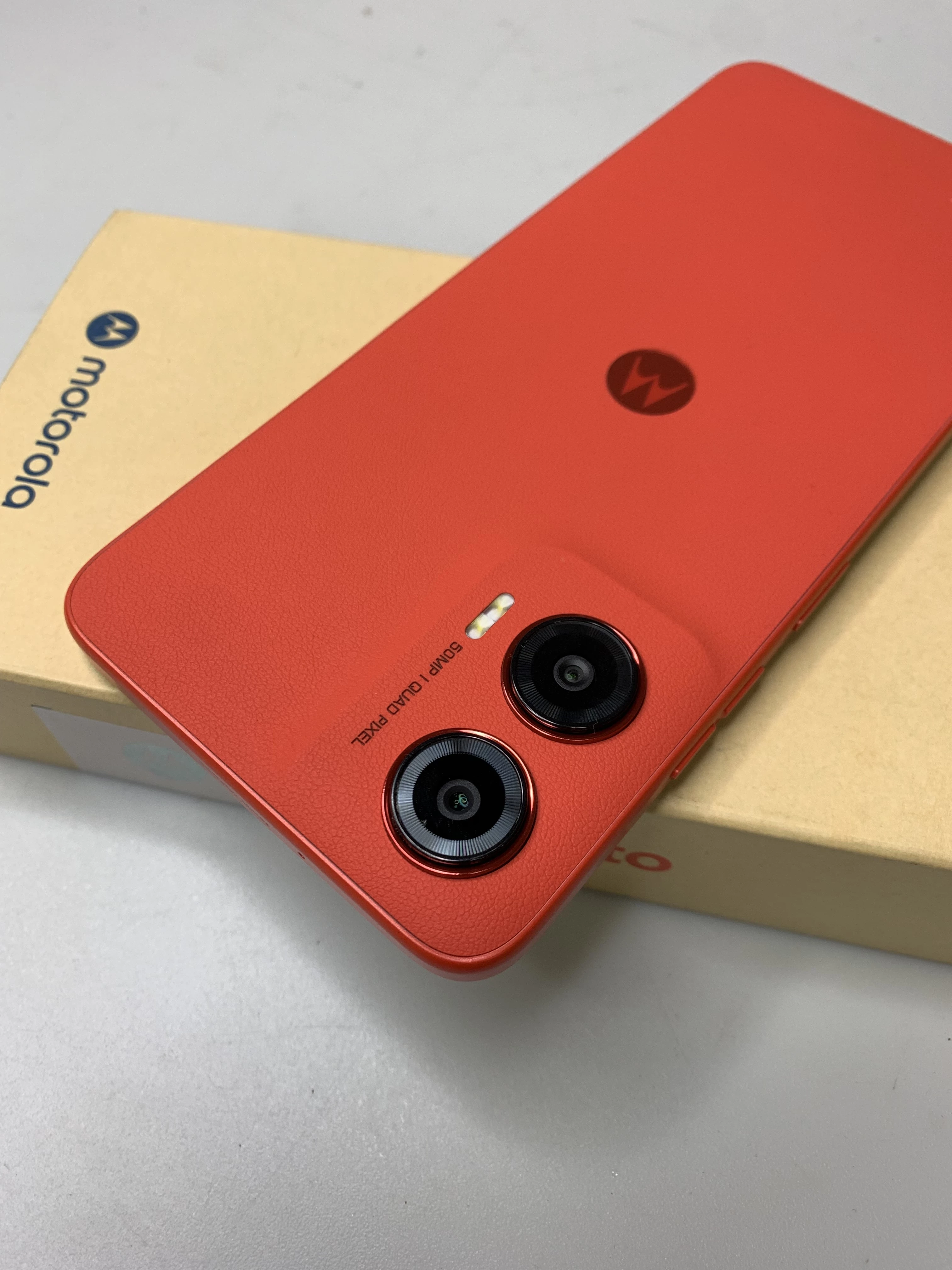 telefon-motorola-moto-g35-komplet-8128gb-wbudowana-pamiec-202869-214189