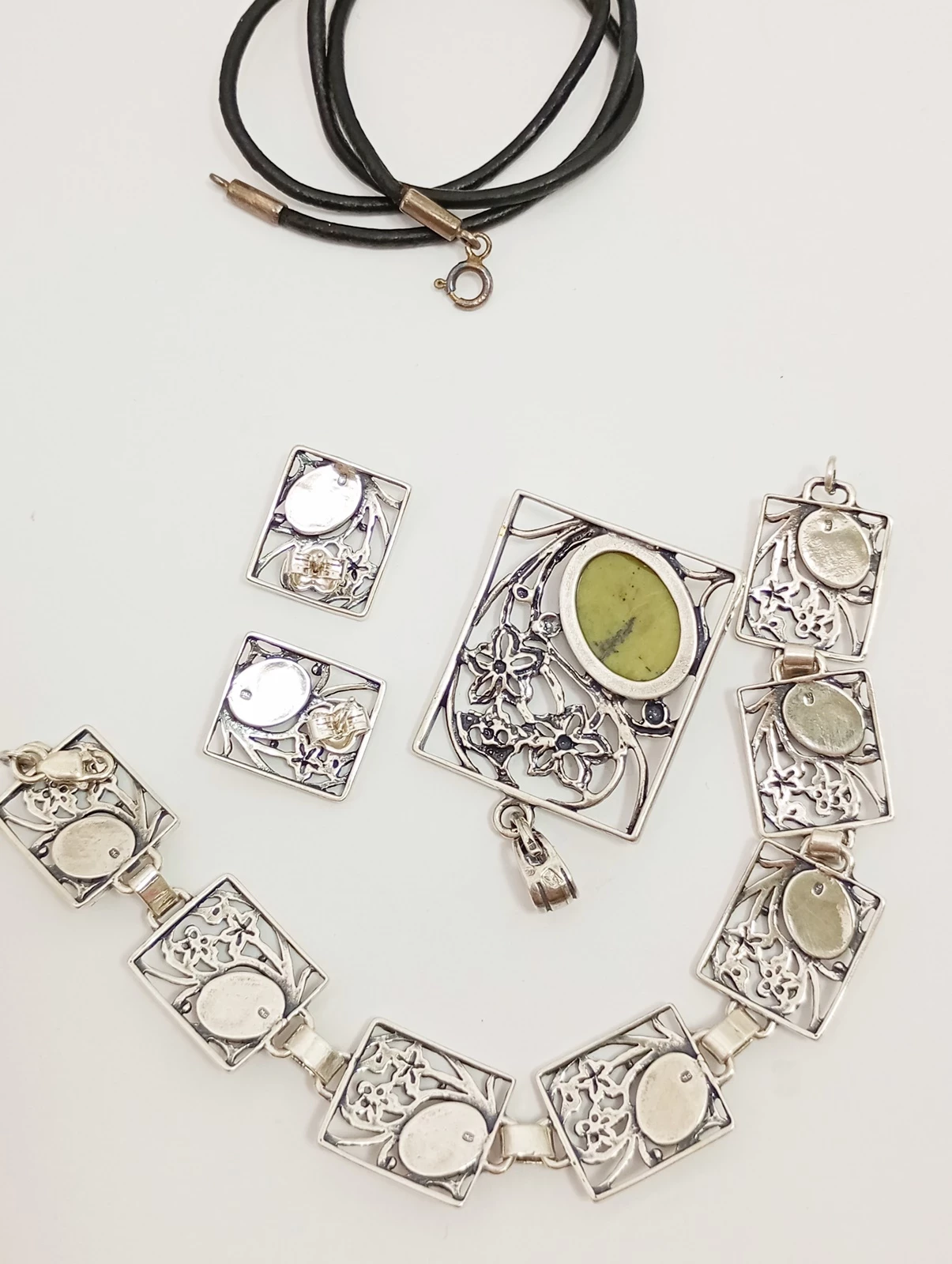 srebrny-komplet-bizuterii-z-zielonymi-kamykami-retro-925-299g-kamien-17088-2052403