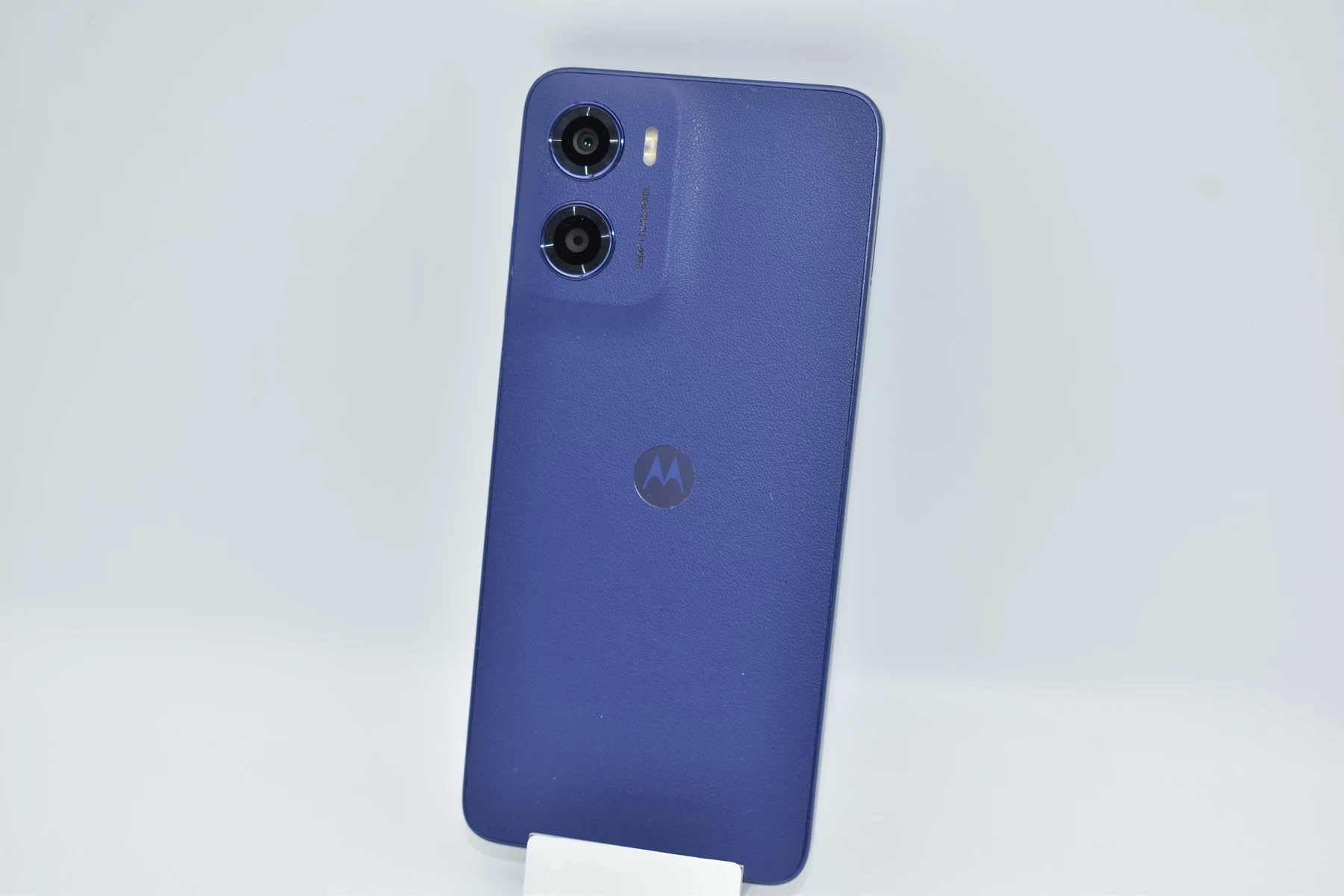 telefon-motorola-moto-e15-64gb2gb-xt2523-6-pudelko-ean-gtin-0840023291791