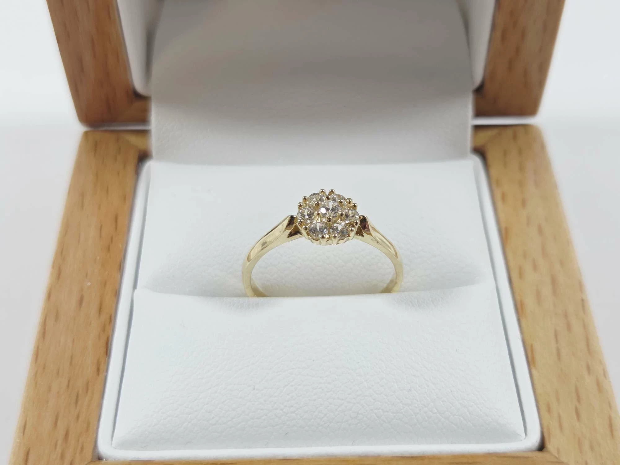 zloty-pierscionek-z-cyrkonia-585-167g-10r-stan-11323-2