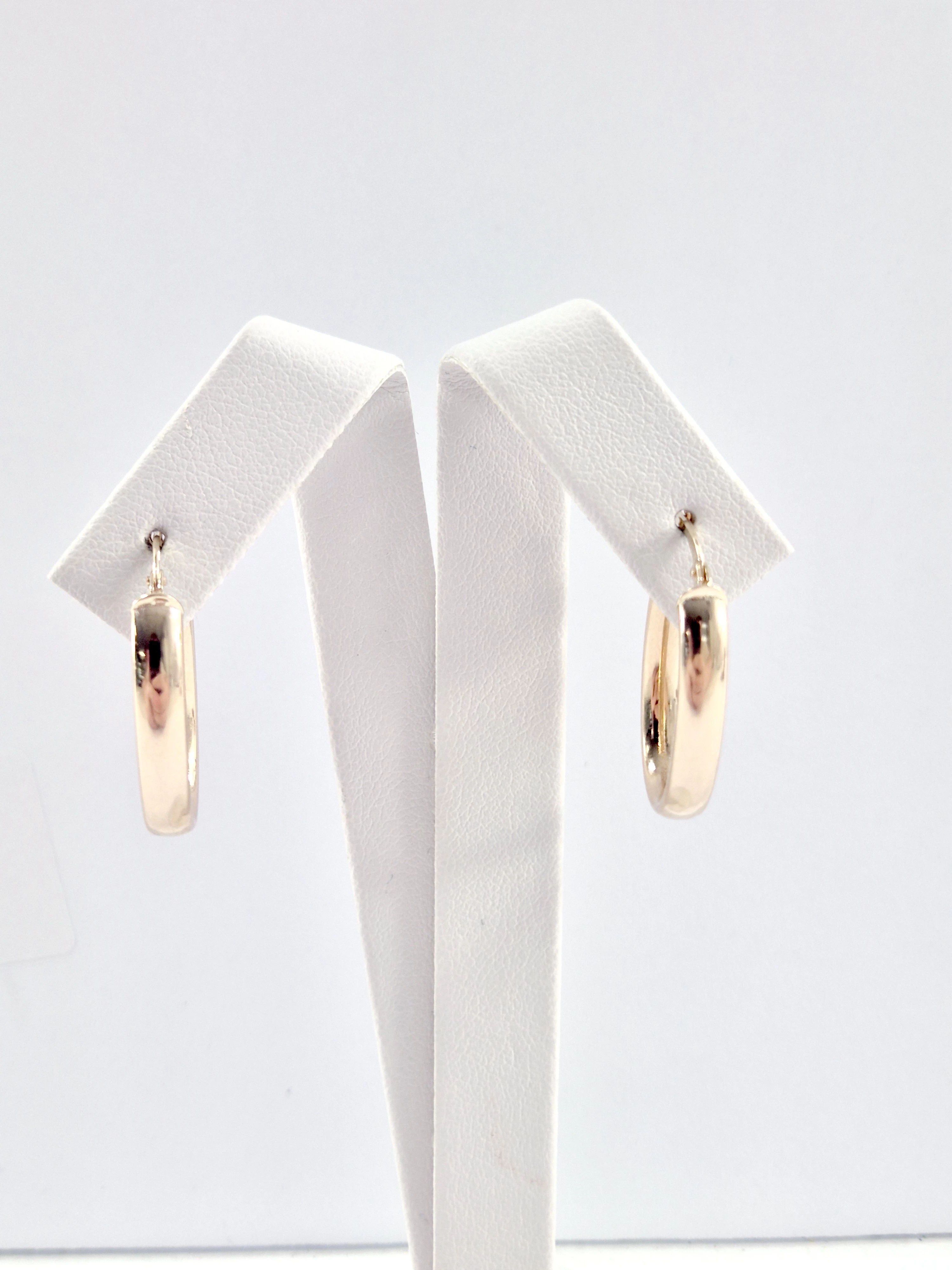 zlote-nienoszone-kolczyki-585-206g-material-15835-2