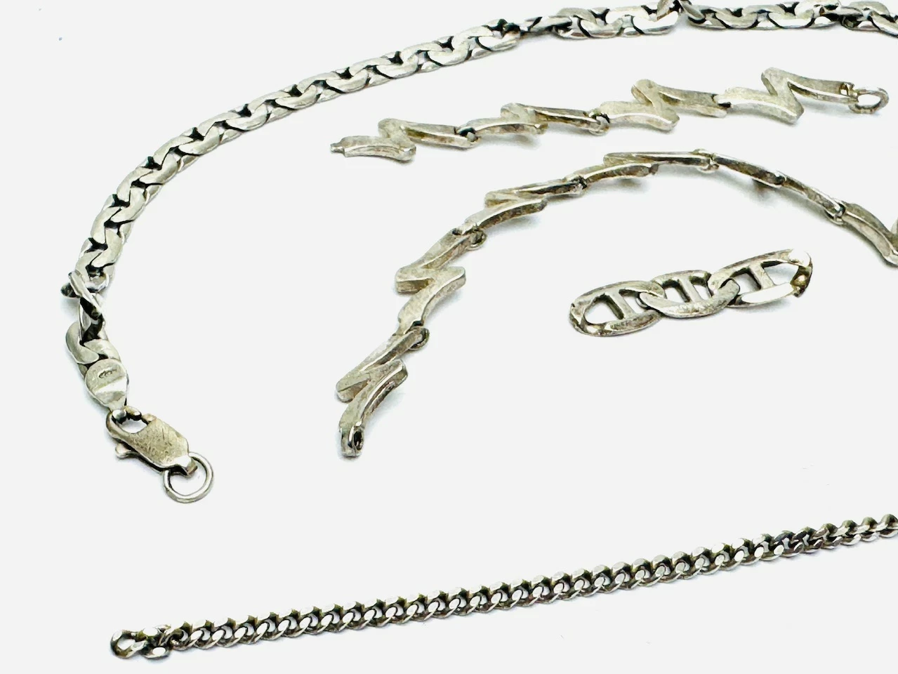 zlom-srebro-925-1685g-masa-1685