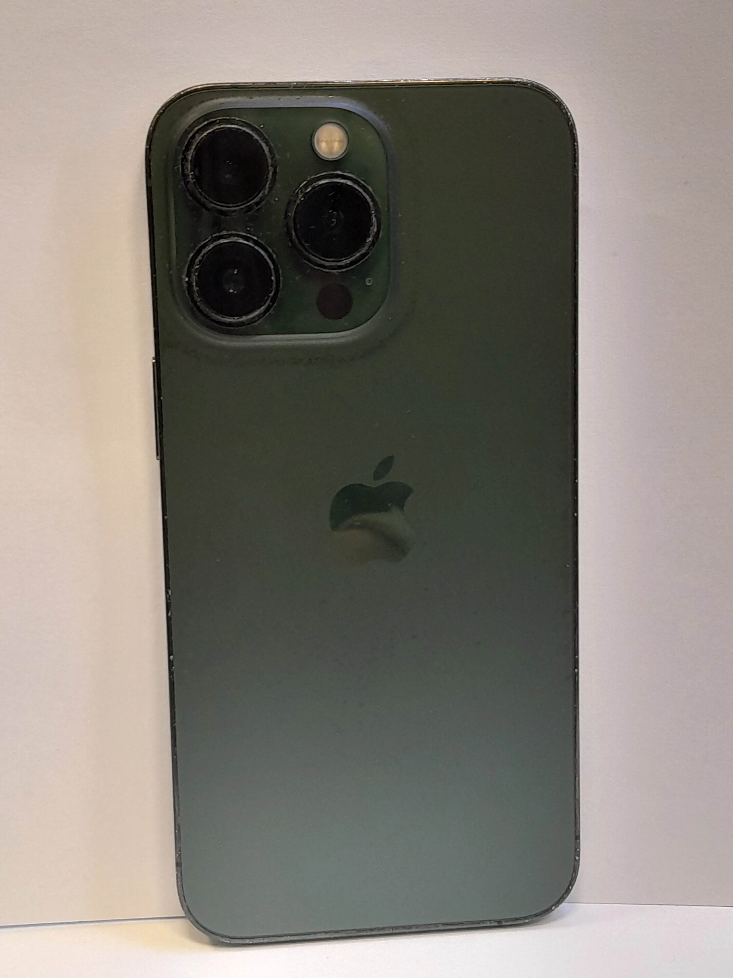 apple-iphone-13-pro-256gb-76-stan-11323-2