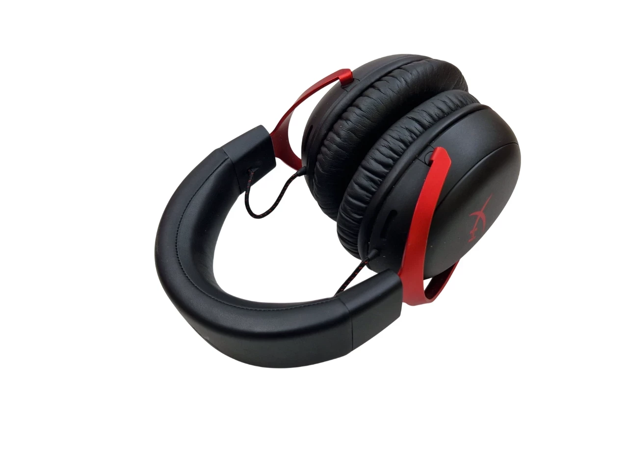 sluchawki-bezprzewodowe-nauszne-hyper-x-cloud-iii-wireless-kod-producenta-77z46aa